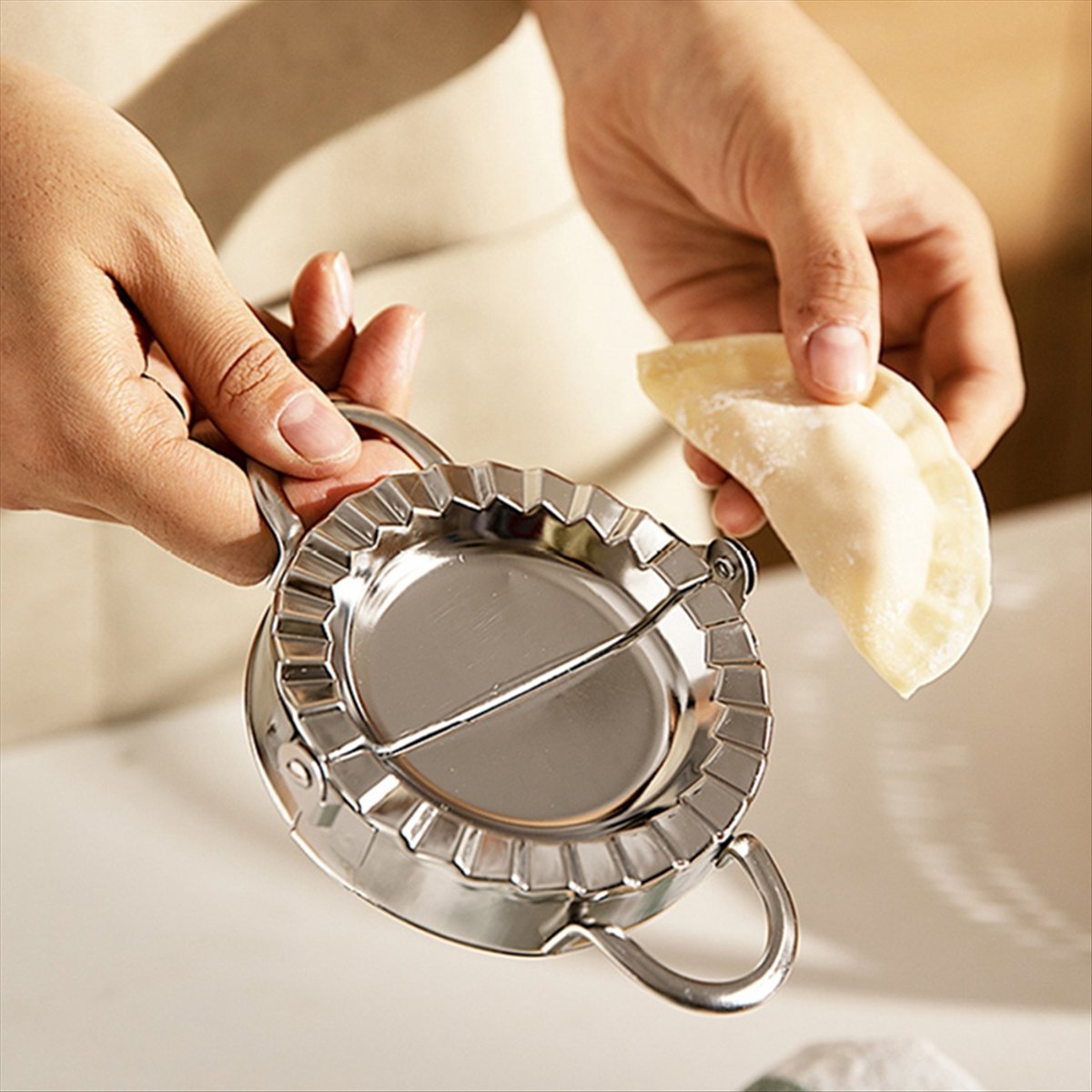 صانع الزلابية من الستانلس ستيل - مراجعة Kitchen Gadgets Trending وسعره