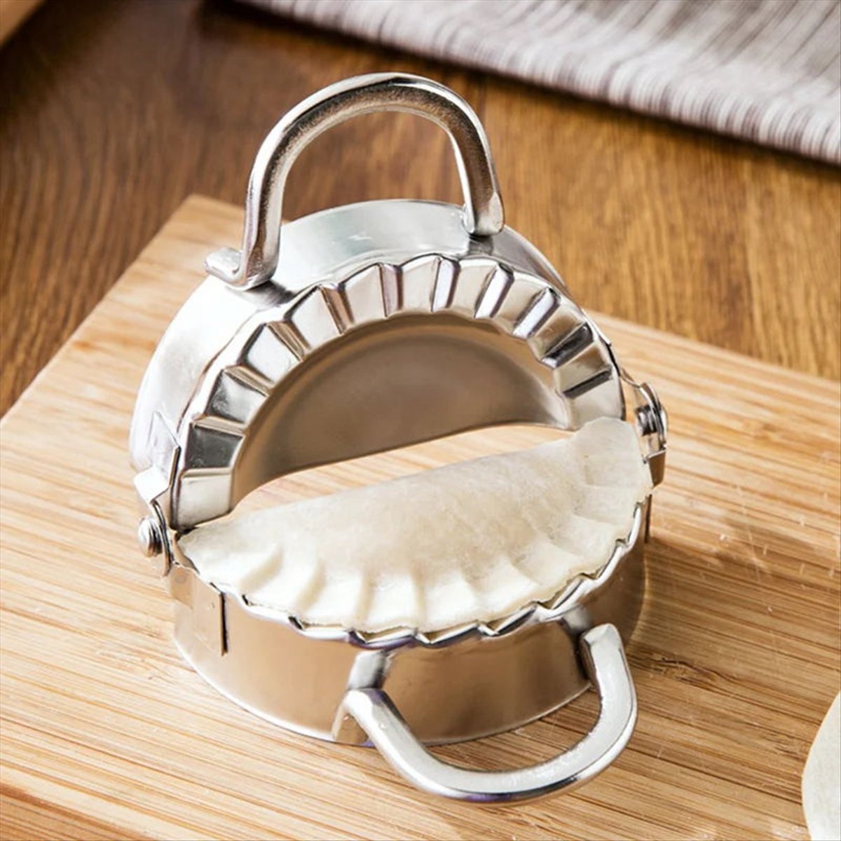 صانع الزلابية من الستانلس ستيل - مراجعة Kitchen Gadgets Trending وسعره
